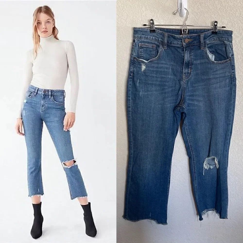 BDG-Urban Outfitters-Kick Flare High-Rise Ripped Cropped Jean, Medium Wash Sz 31